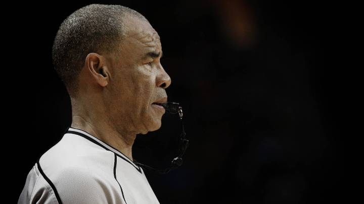 Danny Crawford becomes rare NBA official to reach the Hall of Fame