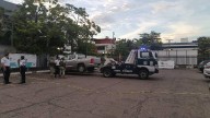 Aseguran vehículo robado que se dejó en estacionamiento público del Paseo del Ángel, en Culiacán