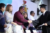 Celebran 117 alumnos de CACEF emotiva ceremonia de graduación