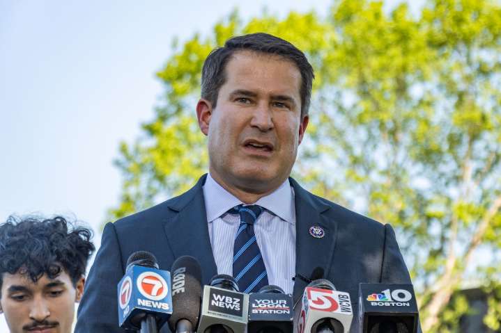 Report: U.S. Rep. Seth Moulton weighing 2026 challenge against Sen. Ed Markey
