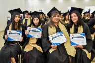 Culminan sus estudios 63 trabajadores de Commscope 