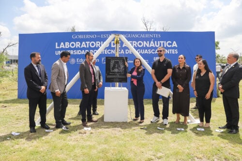 Tere Jiménez inaugura apertura de laboratorio de aeronáutica en UPA