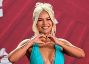 Karol G hará historia como la primera mujer latina en encabezar Coachella 2026