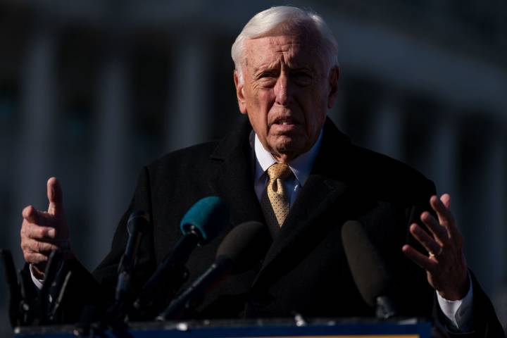 Maryland Rep. Steny Hoyer hosts annual luncheon with longtime friend and colleague, Nancy Pelosi