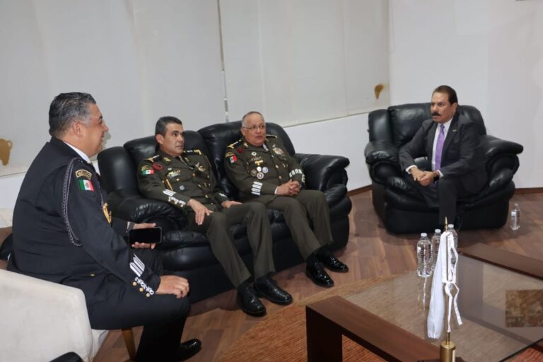Seguridad y ciberdefensa, ejes del encuentro entre militares y empresarios de Hidalgo