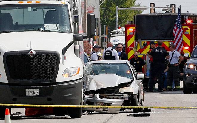 ICE officer kills man in Chicago suburb during arrest attempt