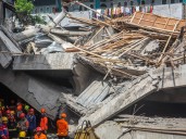 Se derrumbó una escuela en Indonesia mientras los estudiantes rezaban: un muerto y casi un centenar de heridos
