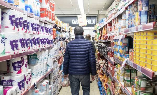 Por la tensión cambiaria, los analistas estiman que la inflación de septiembre podría superar el 2%