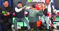 VIDEO: Afamados periodistas deportivos se agarran a trompadas en plena transmisión en vivo