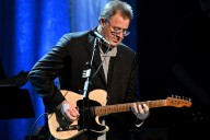 Vince Gill & Lainey Wilson Perform ‘Go Rest High on That Mountain’ for 2025 Emmys ‘In Memoriam’ Segment