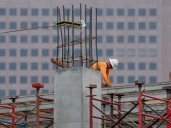 Trabajar en Estados Unidos: cuánto gana un constructor en 2025