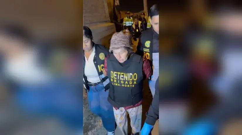 Detienen en Comas a mujer que habría ayudado a escapar a su hijo, presunto integrante de 'Los Injertos del Cono Norte'
