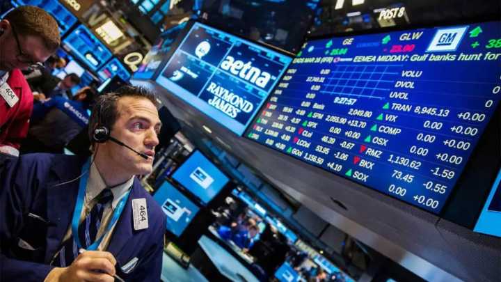 El riesgo país superó los 900 puntos por primera vez en cinco meses