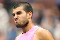 Carlos Alcaraz beats rival Jannik Sinner at the US Open for a 6th Slam title and the No. 1 ranking