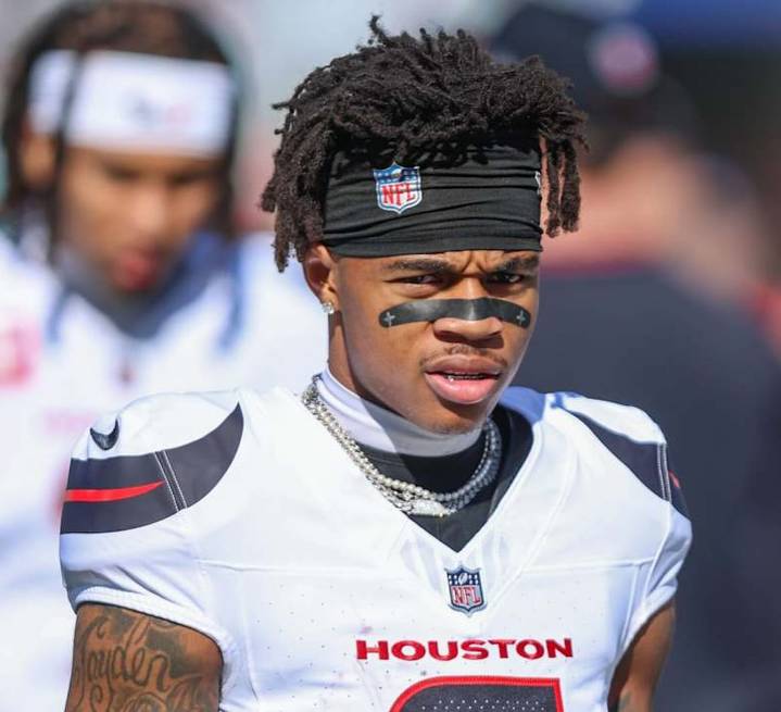 Injured Tank Dell’s Bold Claim Turns Heads After Texans GM Confirmed Return Possibility Tank Dell's new commercial ad has just added more to the buzz around his return to the NFL this season, ahead of