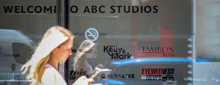 FCC Advances Plan to Ease Mergers of TV Networks, Station Groups