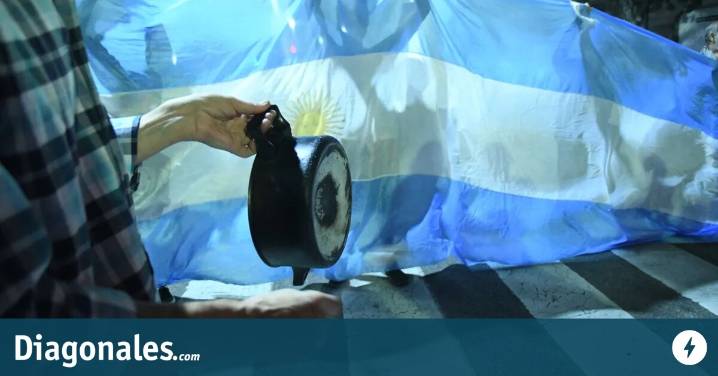 Hartazgo total: Ola de cacerolazos en el AMBA contra la cadena nacional de Milei