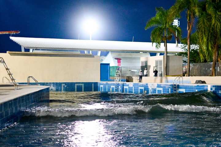 Parque Acuático del Parque Deportivo ya tiene olas