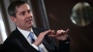 Eli Lilly CEO David Ricks addresses UK, US investments