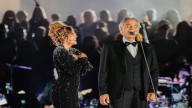 Cantó "Vivo por ella": Así fue el emotivo concierto en el que Karol G brilló junto a estrellas como Andrea Bocelli (+Fotos)