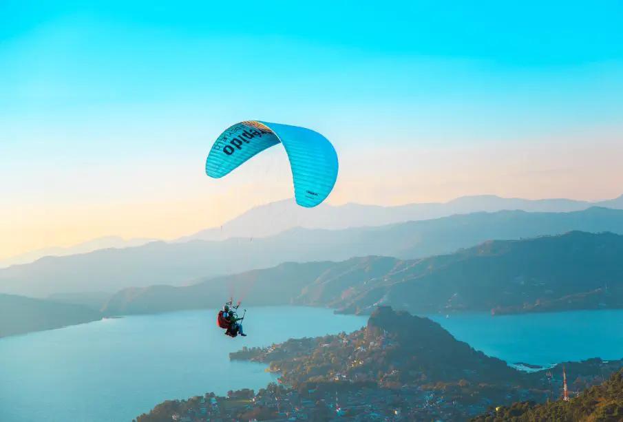 Valle de Bravo, destino ideal para deportes, parapente y escapadas en contacto con la naturaleza