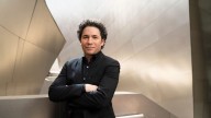 Dudamel comienza su última temporada como director de la Filarmónica de Los Ángeles