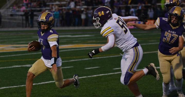 Amsterdam football vs. Ballston Spa in four photos