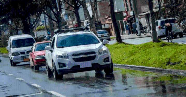 Así rige el pico y placa para el servicio de transporte especial en septiembre de 2025