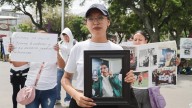 Familiares de Yeremy Espinosa, joven que murió atropellado, acusan al MP de perder peritaje clave sobre su deceso