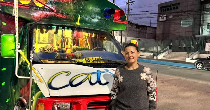 Emprendedora convierte calafia en chiva colombiana