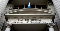 El BCRA bajó la tasa de interés al 25% tras el respaldo financiero de Estados Unidos
