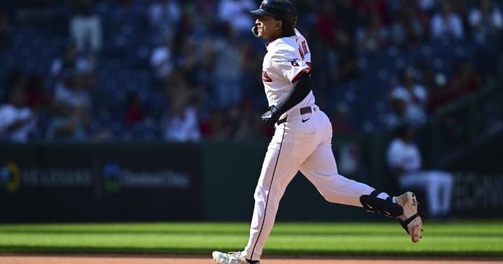 Naylor's home run propels Guardians to 3-2 victory over White Sox and series sweep
