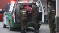 Detienen a dos menores de 14 años y uno de 16 por violento portonazo a una mujer en Lo Prado