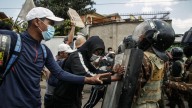 Las protestas de la 'Generación Z' llegan a Madagascar: El presidente disuelve el Gobierno tras 22 muertos
