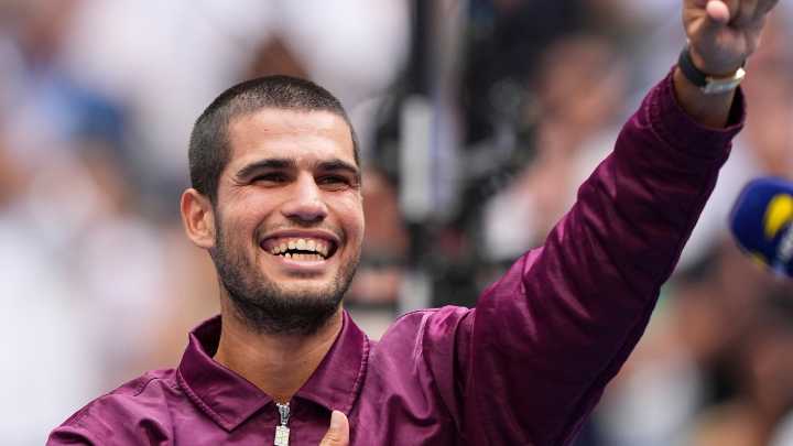 Así sufrió y vibró Alcaraz viendo el triunfo de Granollers en la final de dobles del US Open: carreras, camiseta en la cara...