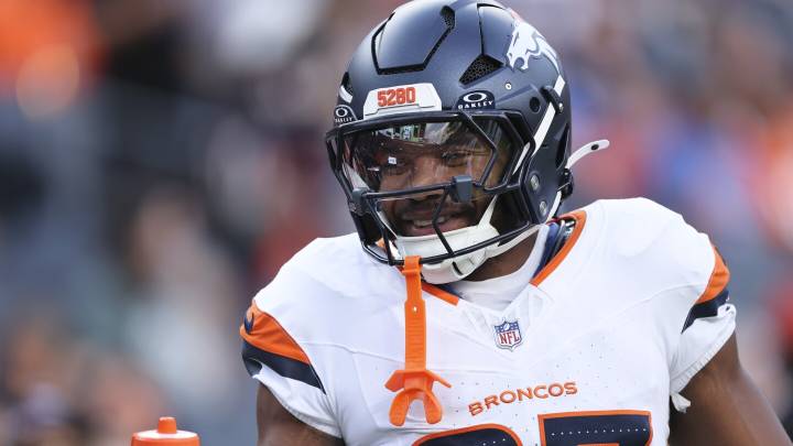 J.K. Dobbins is ahead of R.J. Harvey on Broncos depth chart