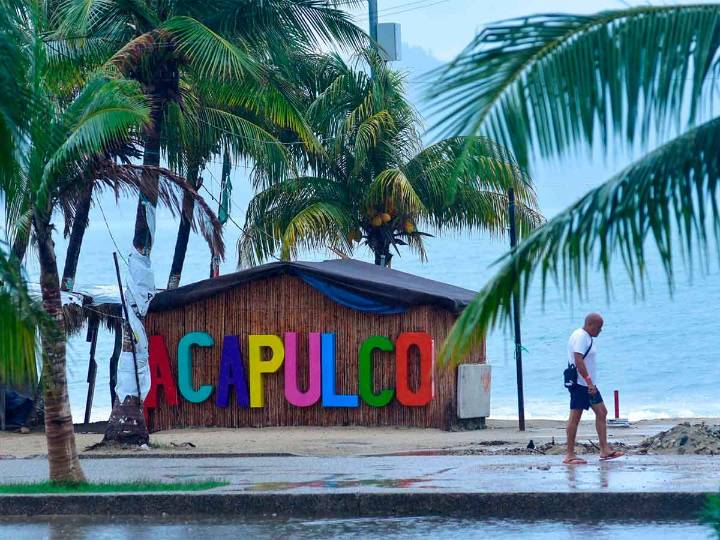 Lluvias dejan estragos en Acapulco, provocan inundaciones en varias colonias del puerto