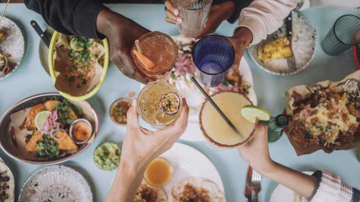 Once-Struggling '90s Restaurant Chains That Are Making A Comeback