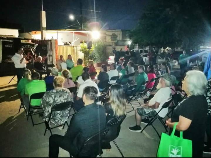 David Figueroa lleva jornada 25 del “Diputado en tu Colonia” a la Mirasoles
