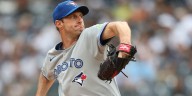 Blue Jays' AL East lead over Yankees trimmed to 2 games