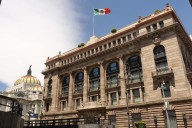 Banco de México recorta 25 puntos base la tasa de interés, hasta el 7.5 %