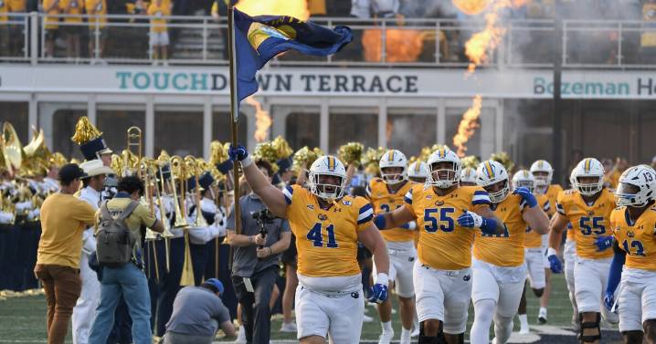 Photos: No. 3 Montana State drops 2OT thriller to No. 2 South Dakota State