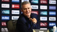 Los números y ‘regalos’ juegan en contra de Javier Aguirre