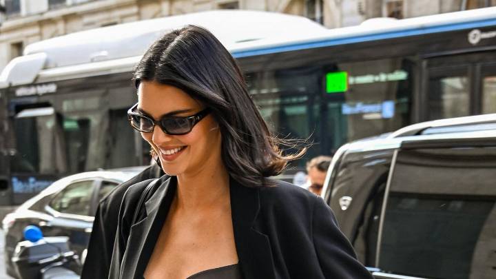 Kendall Jenner Embraces a Classic Noughties Layering Look