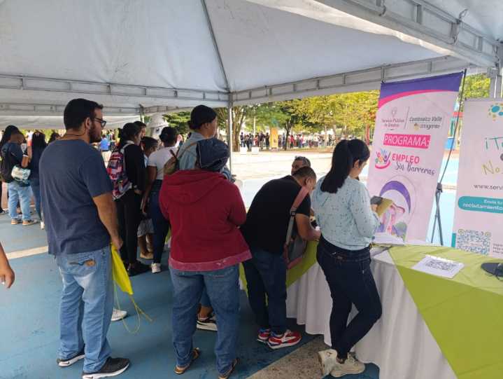 Se lanzó el programa Empleo Sin Barreras exitosa Feria de Empleo Palmira 2025