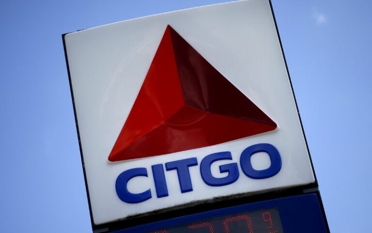 Tenedores de bonos y acreedores «enfrentados» antes de la decisión sobre la subasta de Citgo