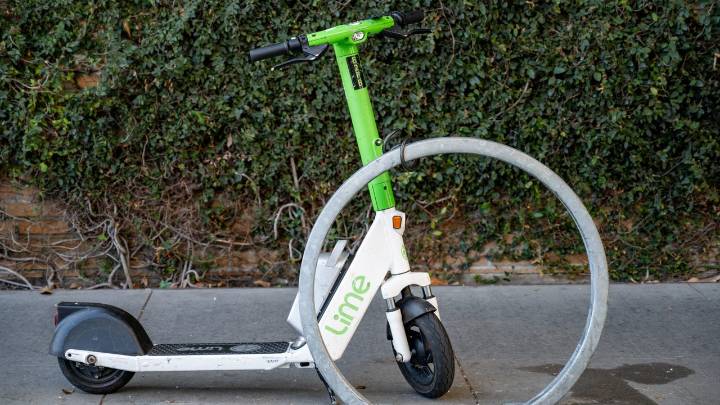 Chicago Police warn of sexual abuse incidents by scooter