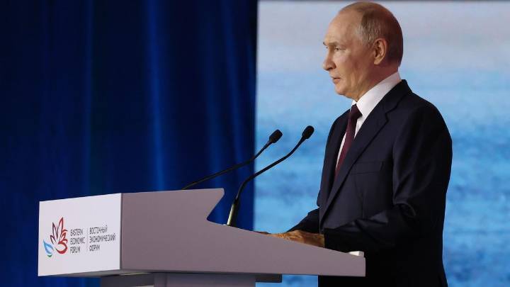 Putin amenaza con atacar a tropas occidentales si se despliegan en Ucrania