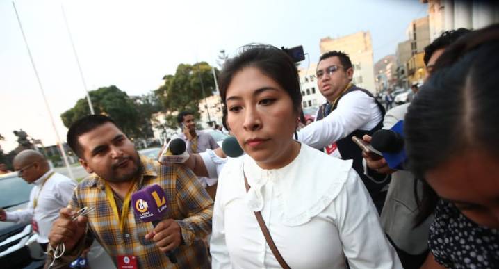 Betssy Chávez no volverá a prisión: Fiscalía desistió su pedido para prolongar la prisión preventiva Poder Judicial dio por desistido el pedido fiscal de prolongación de prisión preventiva contra Bets
