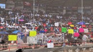 Cientos se quedan fuera del estadio en informe de Sheinbaum